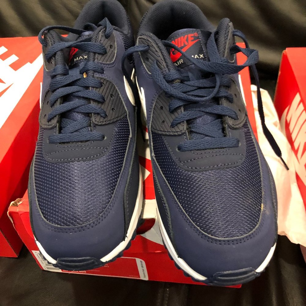NIKE AIR MAX 90 Essential Size 10.5